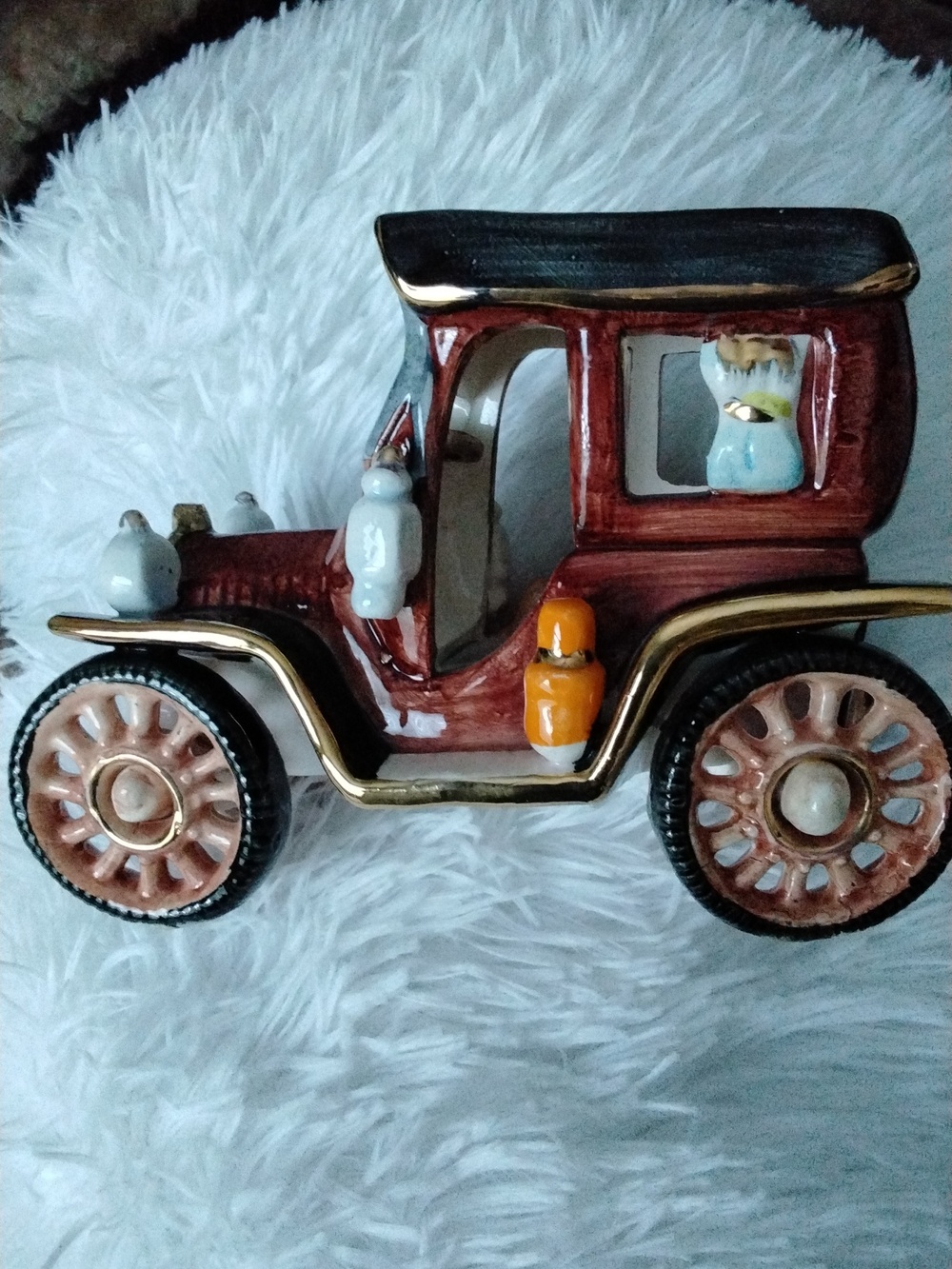 Ceramic Ford Model T. - Picture 4 of 6
